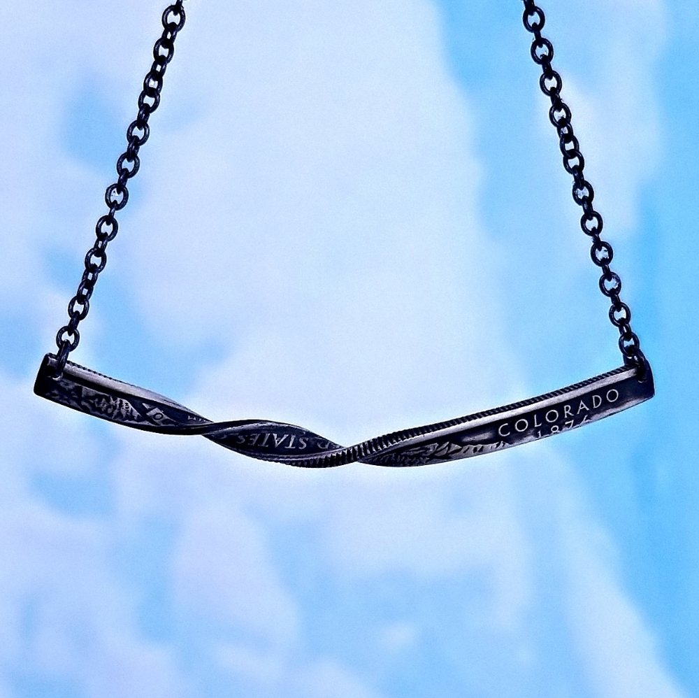 Silver State Quarter Twisted Bar Necklace
